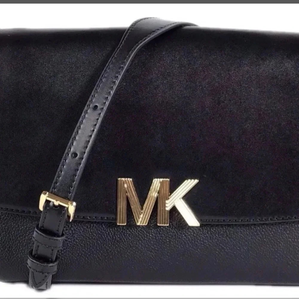 MICHAEL KORS Mott Leather Crossbody Handbag